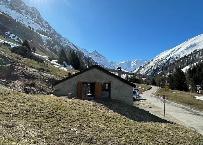 Le Basset - Keys To Paradise In The Alps La Fouly